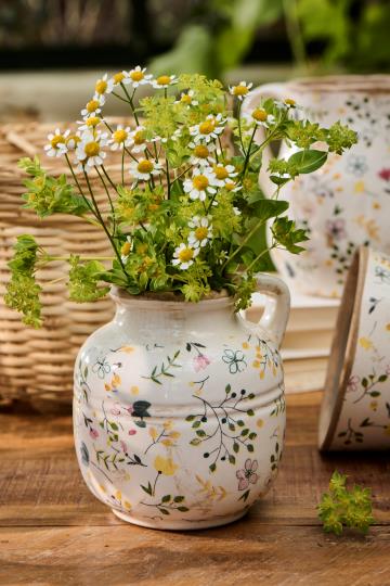 Meadow Blossom Vase