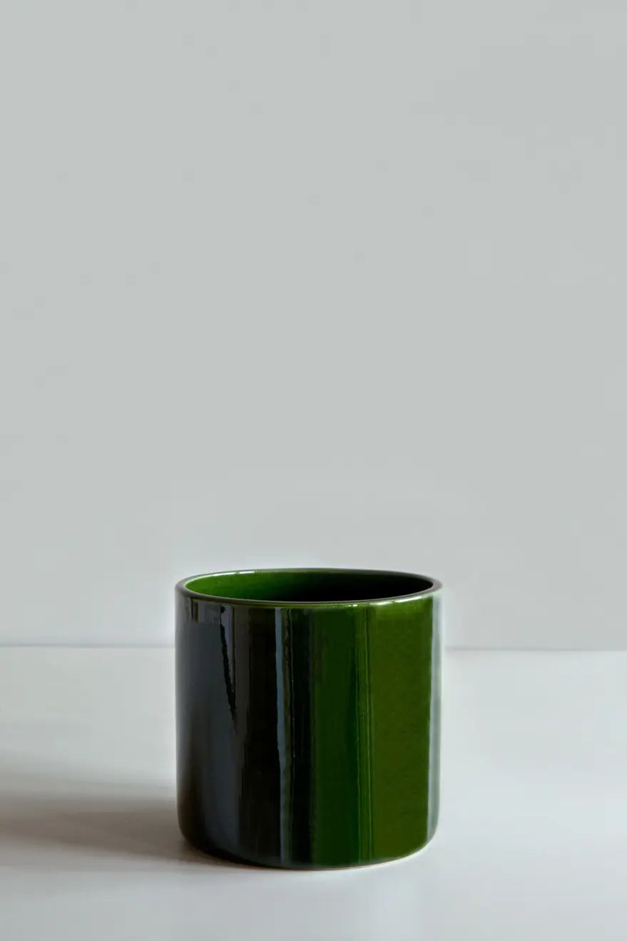 Romeo Glazed Emerald Green Pot  - Bergs Potter