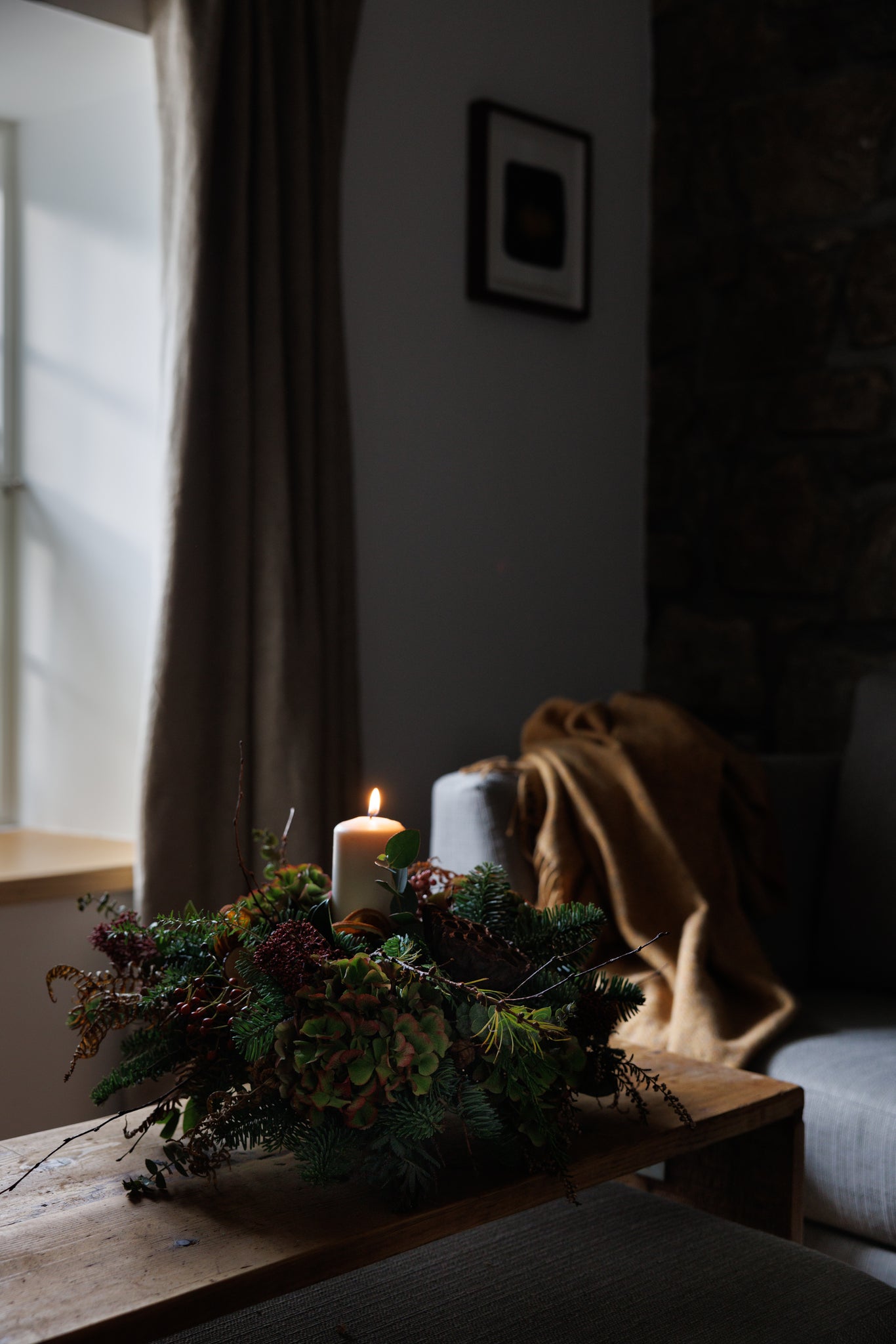 the garden dublin florist christmas candle arrangement 2