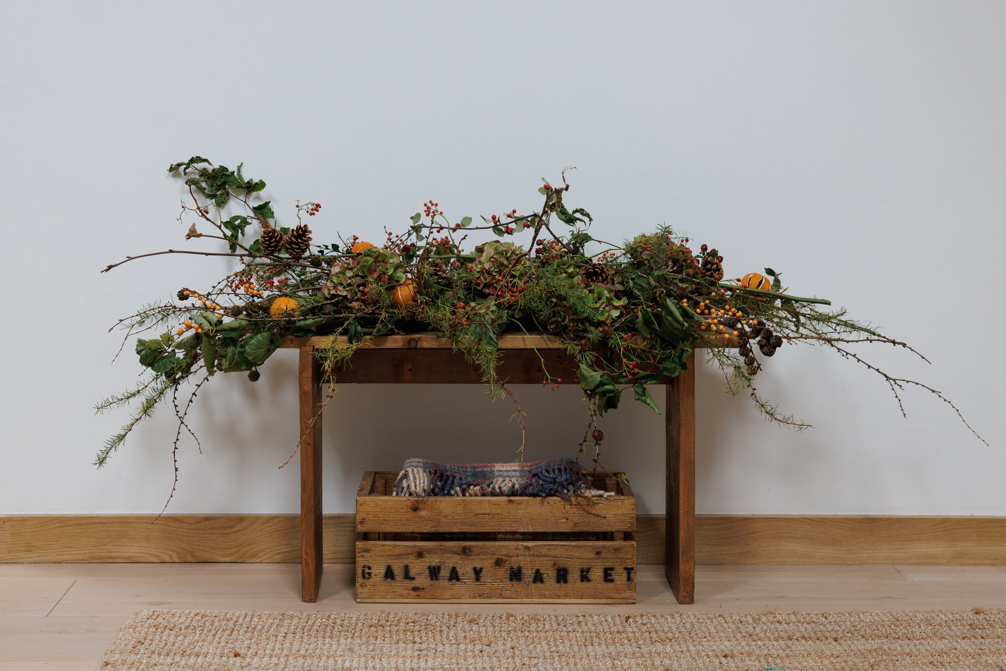 the garden dublin florist christmas mantle garland 3